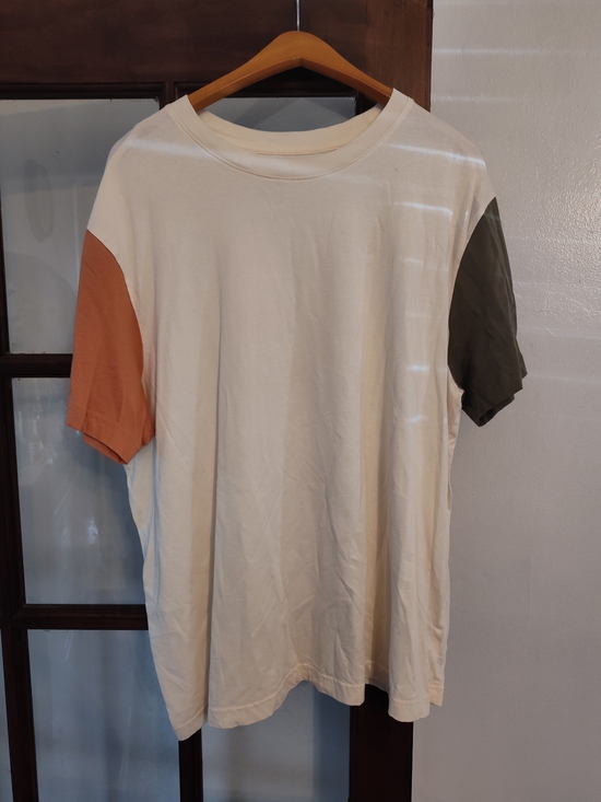 Other - Men's Colorblock Short-Sleeve Crewneck T-Shirt - Cream with Rust & Olive Sleeves